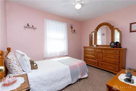 Bedroom - 2561 Ballentine Pike, Springfield, OH 45502 photo 1 of 5