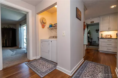 Entry Way - 2561 Ballentine Pike, Springfield, OH 45502 photo 2 of 3