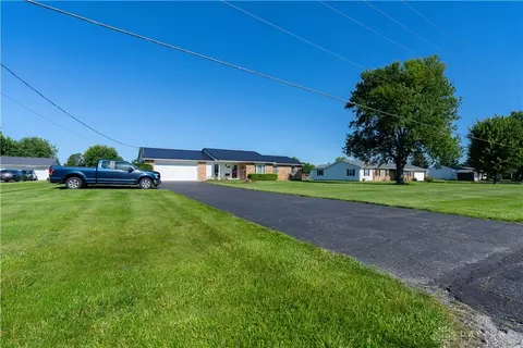 Exterior - 2561 Ballentine Pike, Springfield, OH 45502 photo 2 of 14