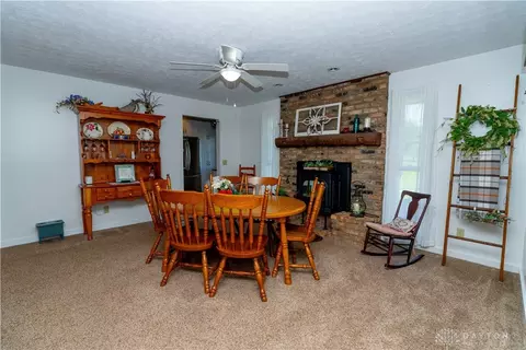 Dining - 2561 Ballentine Pike, Springfield, OH 45502 photo 1 of 4