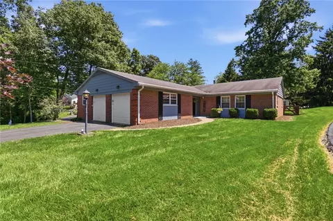 9056 Paw Paw Ln, Cincinnati, OH 45236