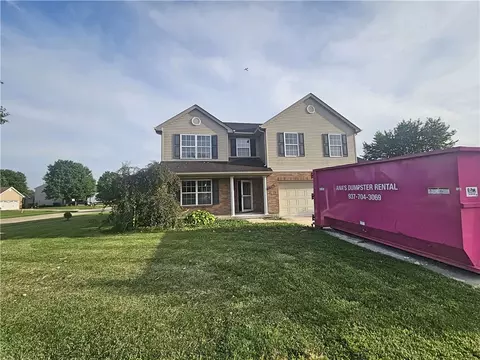 8657 Plum Creek Ct, Franklin, OH 45005