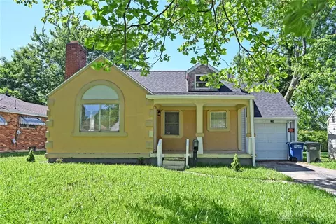 1708 Vancouver Dr, Dayton, OH 45406