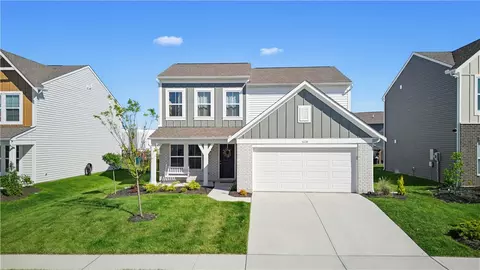 5478 Greenview Ln, Lebanon, OH 45036