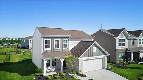 5478 Greenview Ln, Lebanon, OH 45036
