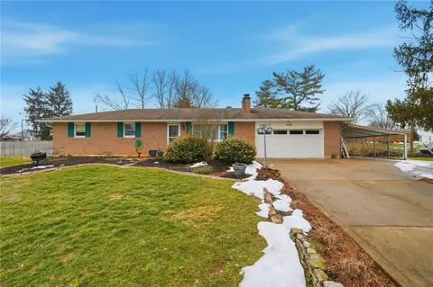 7479 Flamingo St, Franklin, OH 45005