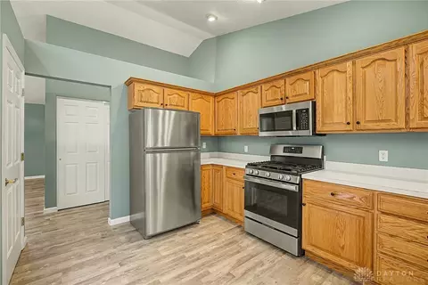 Kitchen - 168 Warner Dr, Union, OH 45322 photo 3 of 3