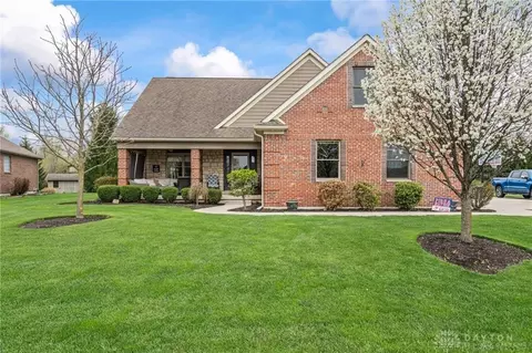 738 Governors Rd, Troy, OH 45373