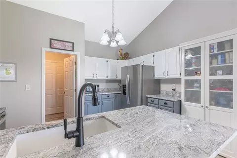 Kitchen - 114 Warner Dr, Union, OH 45322 photo 1 of 5