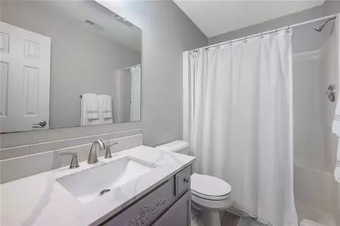 Bath - 114 Warner Dr, Union, OH 45322 photo 2 of 2