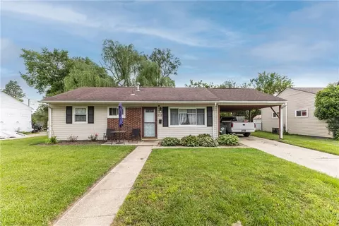 232 Dellwood Dr, Fairborn, OH 45324