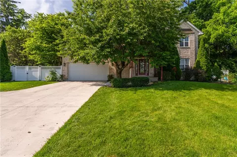 3415 Shakertown Rd, Beavercreek, OH 45430