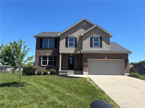127 Timber Ridge Dr, Carlisle, OH 45005