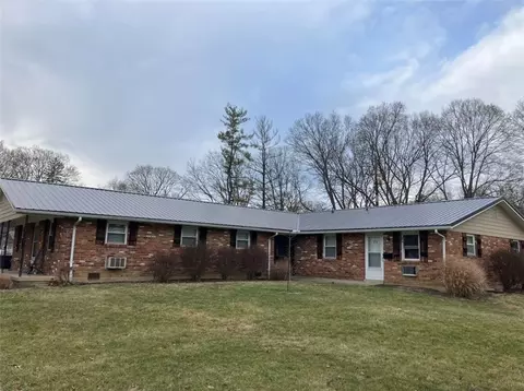 72 S Main St, Bellbrook, OH 45305