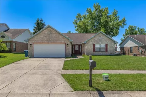 5704 Springgate Ct, Huber Heights, OH 45424