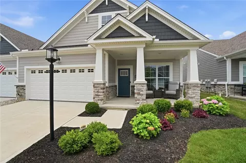 1232 Coulee Ct, Washington Township, OH 45458