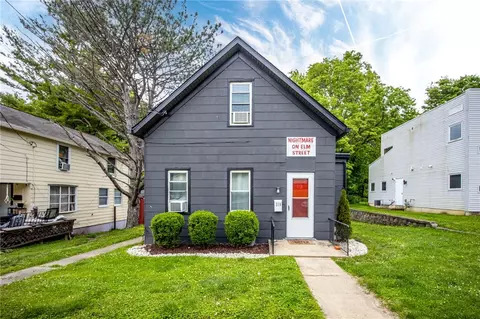 319 N Elm St, Oxford, OH 45056