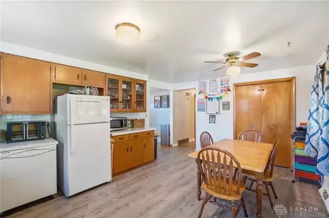 Kitchen - 4267 Helena Dr, Springfield, OH 45503 photo 3 of 8