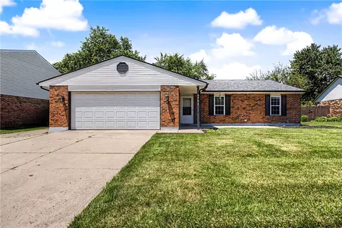 8781 Emeraldgate Dr, Huber Heights, OH 45424