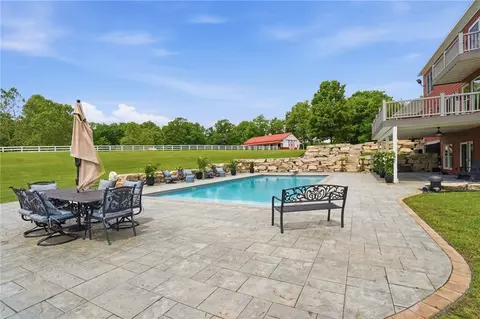 Exterior - 4681 Upper Valley Pike, Springfield, OH 45502 photo 16 of 23