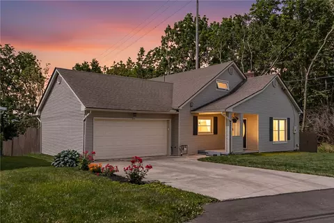 734 Newton Rd, Troy, OH 45373