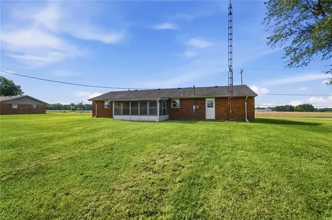 Exterior - 3135 E State Route 55, Troy, OH 45373 photo 11 of 15