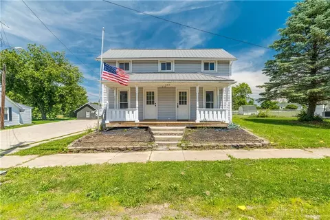 104 E Main St, Donnelsville, OH 45319