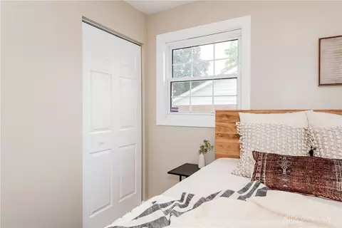 Bedroom - 2808 Powhattan Pl, Kettering, OH 45420 photo 2 of 4