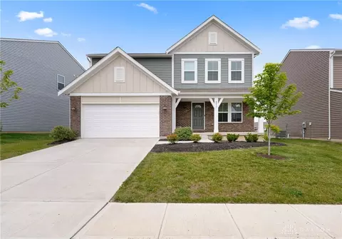 4255 Forestedge St, Tipp City, OH 45371