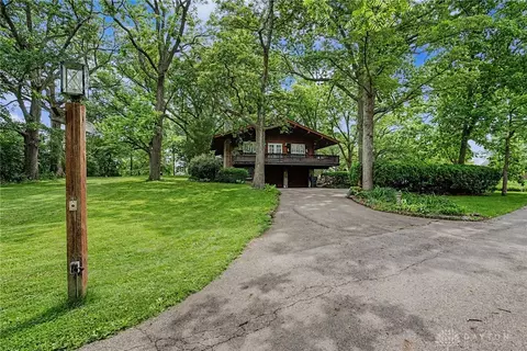 7790 Peters Pike, Dayton, OH 45414