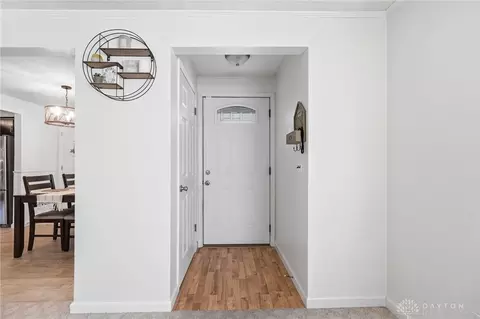 Entry Way - 20 E Bryant Ave, Franklin, OH 45005 photo 2 of 3