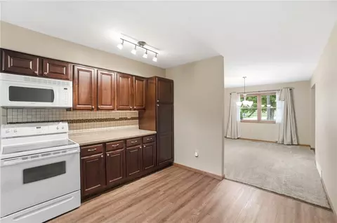 1700 W Sparrow Rd, Springfield, OH 45502 photo 14