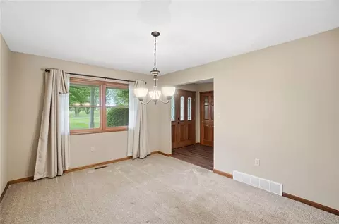 1700 W Sparrow Rd, Springfield, OH 45502 photo 10