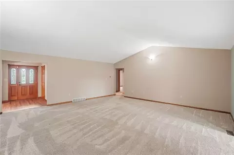 1700 W Sparrow Rd, Springfield, OH 45502 photo 28