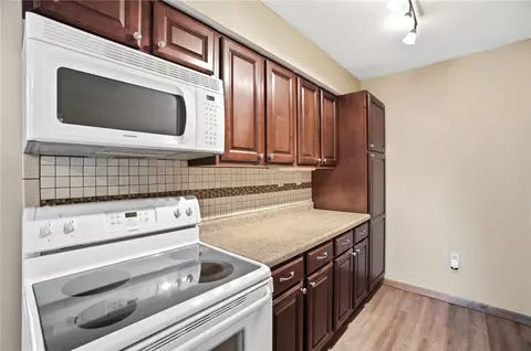1700 W Sparrow Rd, Springfield, OH 45502 photo 19