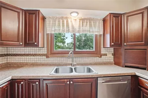 1700 W Sparrow Rd, Springfield, OH 45502 photo 18