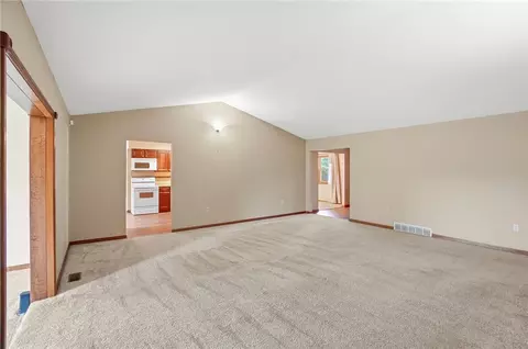 1700 W Sparrow Rd, Springfield, OH 45502 photo 27