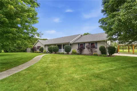 1700 W Sparrow Rd, Springfield, OH 45502 photo 5