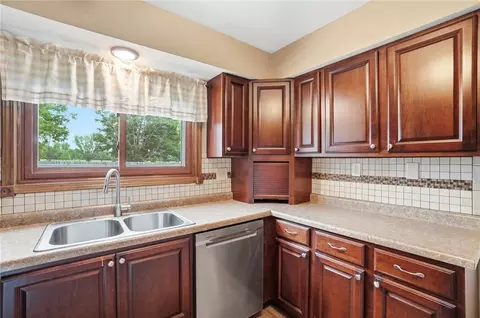 1700 W Sparrow Rd, Springfield, OH 45502 photo 20