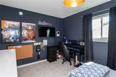 Bedroom - 2500 E Stroop Rd, Kettering, OH 45440 photo 4 of 4