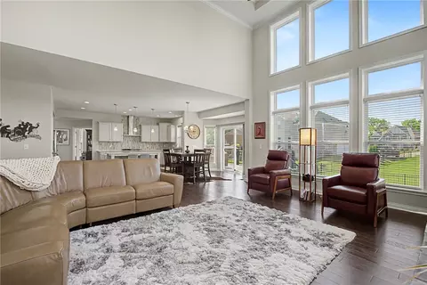 Living - 1954 Stepping Stone Ct, Centerville, OH 45458 photo 4 of 4
