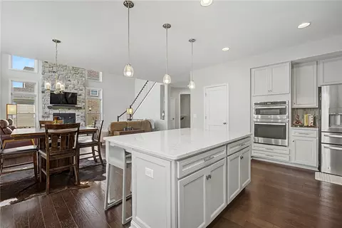 Kitchen - 1954 Stepping Stone Ct, Centerville, OH 45458 photo 5 of 7
