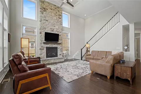 Living - 1954 Stepping Stone Ct, Centerville, OH 45458 photo 1 of 4