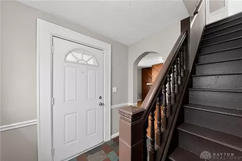 Entry Way - 2035 Stapleton Ct, Dayton, OH 45404 photo 1 of 5