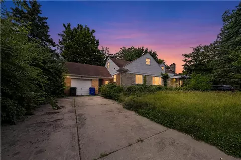 1367 Catalpa Dr, Dayton, OH 45406