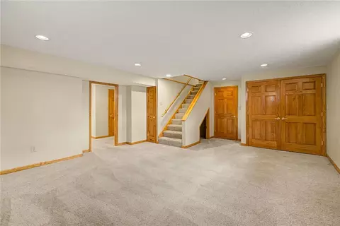Living - 9915 Sheehan Rd, Centerville, OH 45458 photo 4 of 4