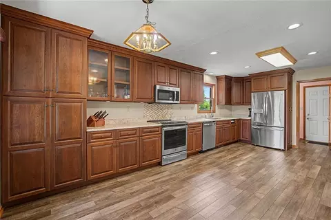 Kitchen - 9915 Sheehan Rd, Centerville, OH 45458 photo 3 of 5