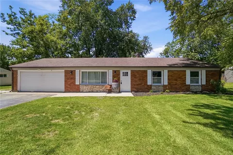 9095 N Bunnell Hill Rd, Centerville, OH 45458