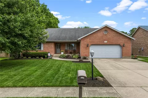 718 Kelly Dr, Wilmington, OH 45177