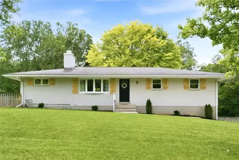 617 Carthage Dr, Dayton, OH 45434